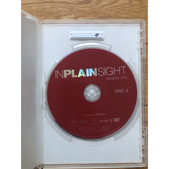 In Plain Sight: Season One DVD 2008 3 Disc Box Set - Picture 8 of 8